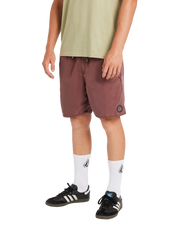 Center Trunk 17" Short - Merlot