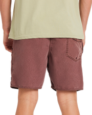 Center Trunk 17" Short - Merlot