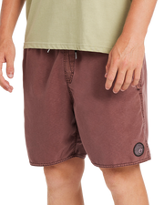 Center Trunk 17" Short - Merlot