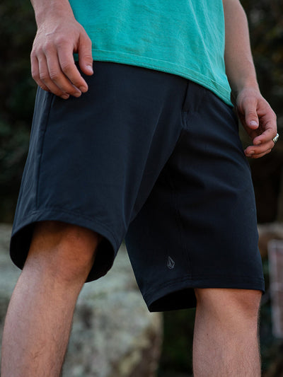 Frickin Cross Shred Short - Black