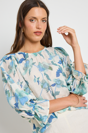 Candid Crew Neck S/S Top - Blue Cream Floral