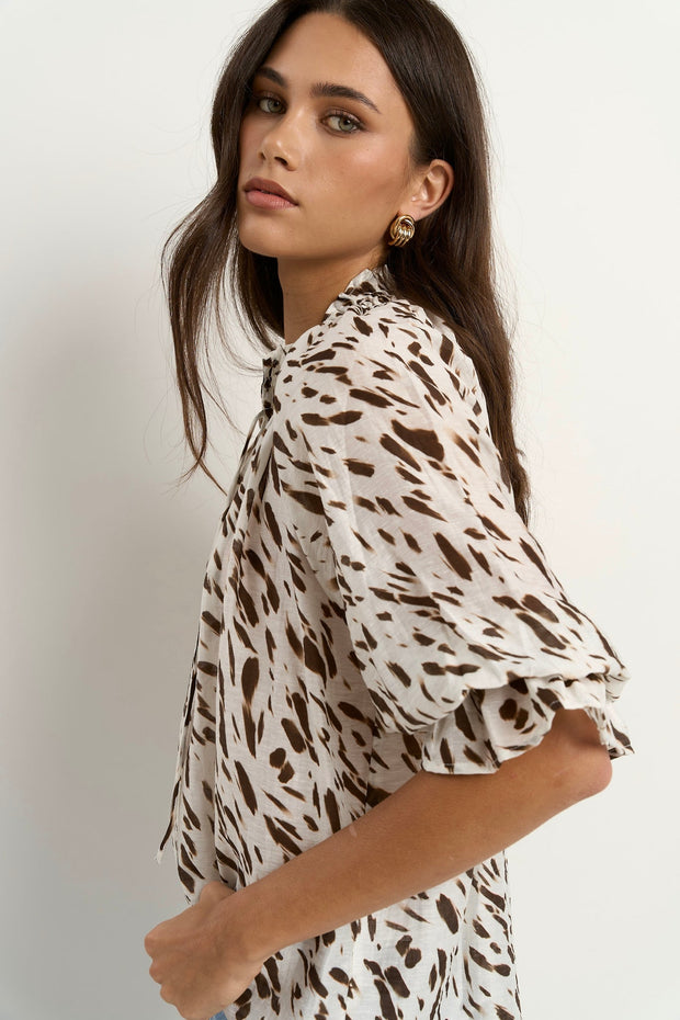 Certainty Shirred S/S Top - White Chocolate Animal