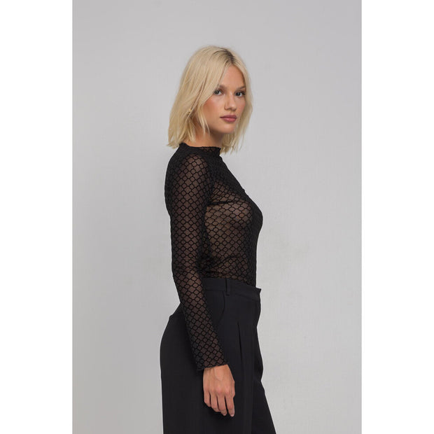 Gigi Top - Black Quatrefoil
