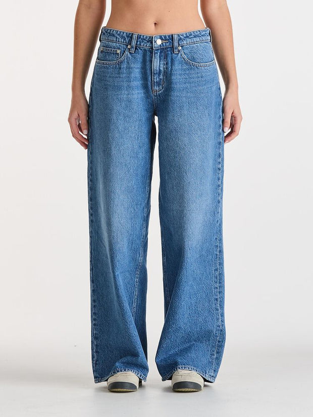 Low Slouch Jean - Serotonin Blue