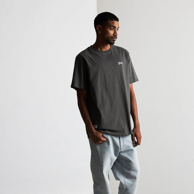 Stamp Script Tee - Charcoal