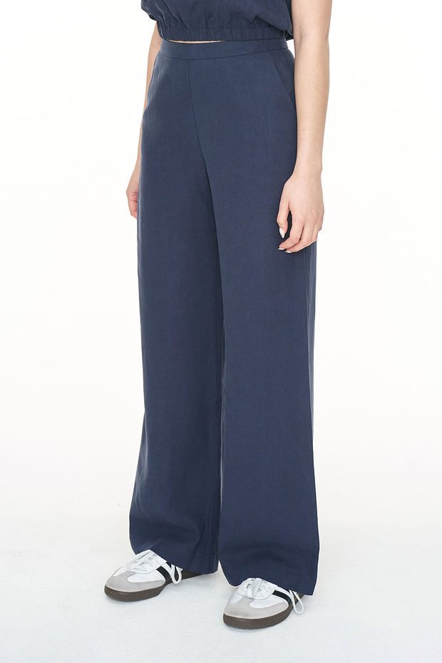 Staple Pant - Navy